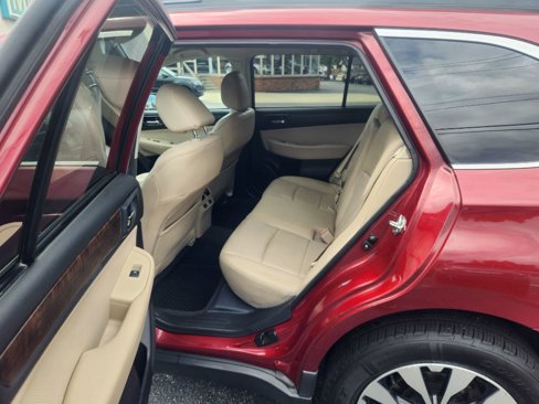 Used 2015 Subaru Outback 2.5i Limited image 17