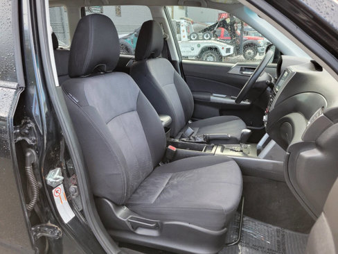 Used 2011 Subaru Forester 2.5X Premium w/ All-Weather Pkg image 17
