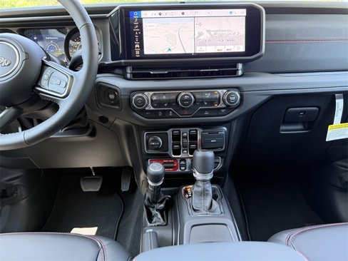 New 2025 Jeep Gladiator Rubicon w/ Convenience Group image 15