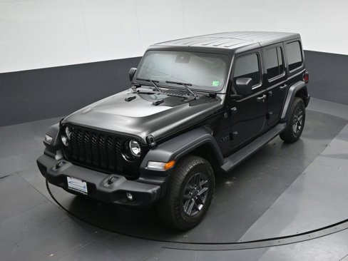 Used 2024 Jeep Wrangler Sport S image 58