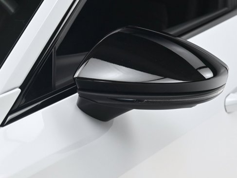 Used 2022 Audi e-tron GT Prestige image 30