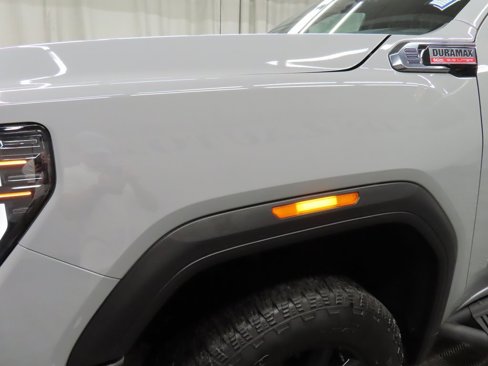 Used 2025 GMC Sierra 2500 AT4 image 53