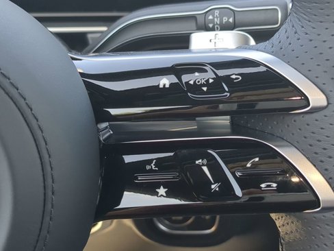 New 2026 Mercedes-Benz GLS 450 4MATIC image 14