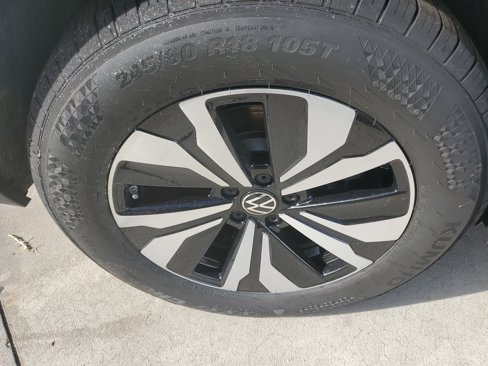 New 2026 Volkswagen Atlas SE image 5