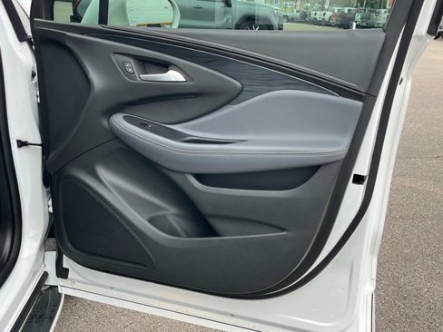 Used 2019 Buick Envision Essence image 24
