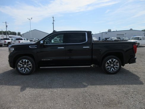 New 2026 GMC Sierra 1500 Denali w/ Denali Reserve Package image 10