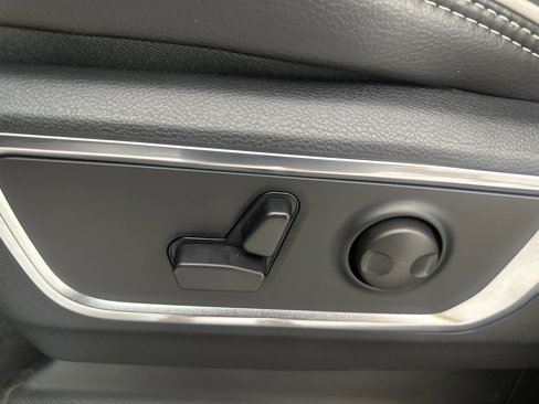 New 2025 RAM 1500 Laramie w/ Night Edition image 10