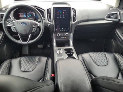 Used 2024 Ford Edge Titanium image 14