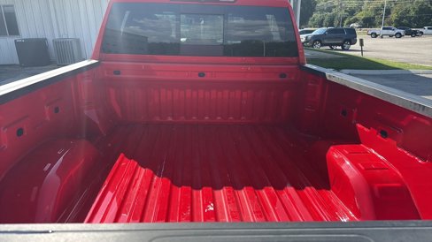 Used 2023 Chevrolet Silverado 2500 LTZ w/ LTZ Convenience Package image 10