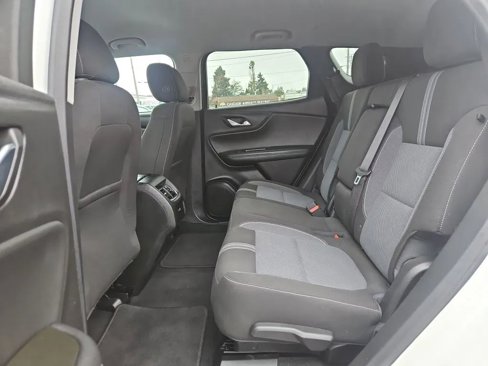 Used 2023 Chevrolet Blazer LT image 13