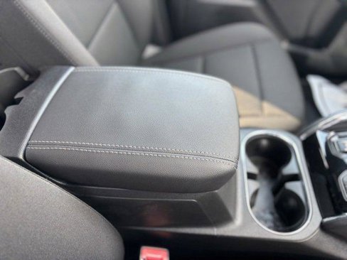 New 2025 GMC Canyon Elevation image 15