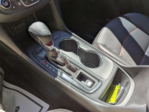 Certified 2022 Chevrolet Equinox RS w/ RS Leather Package image 27