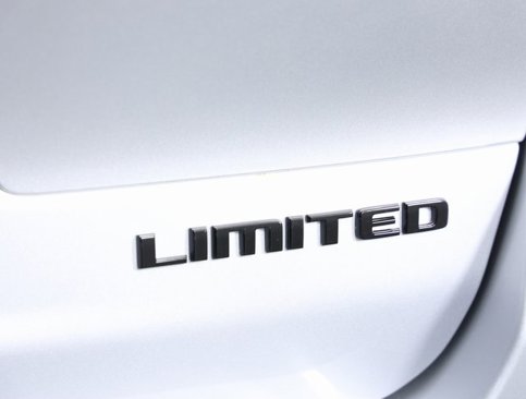 New 2025 Jeep Grand Cherokee L Limited w/ Black Appearance Package image 6