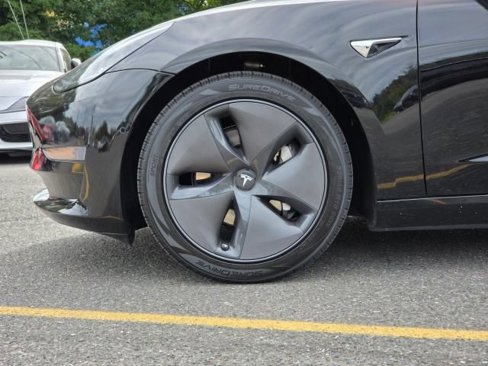 Used 2020 Tesla Model 3 Standard Range Plus image 41