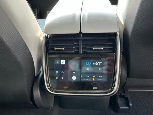 Used 2023 Rivian R1S Adventure image 40