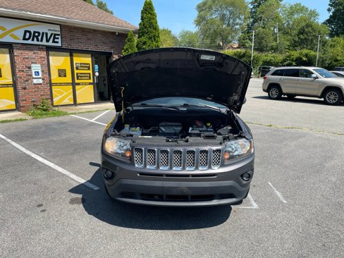 Used 2017 Jeep Compass Latitude image 43