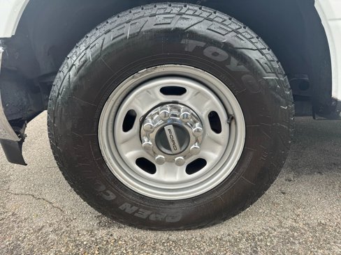 Used 2019 Ford F250 XL w/ XL Value Package image 13