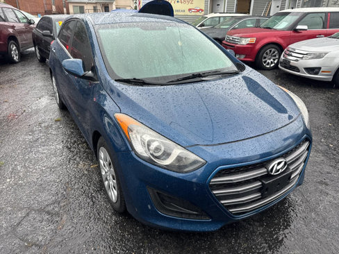 Used 2016 Hyundai Elantra GT image 2