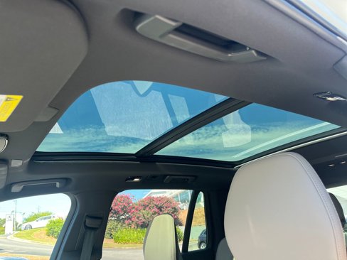 New 2026 Volvo XC90 B6 Plus w/ Protection Package Premier image 26
