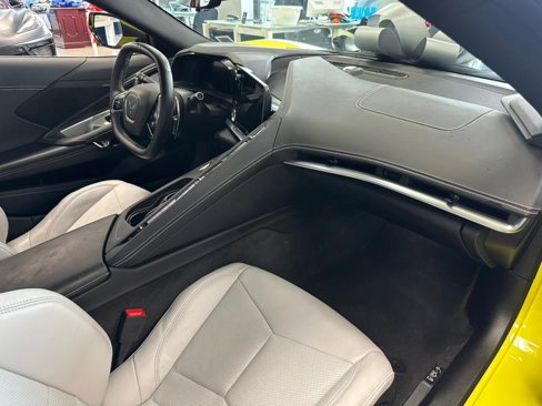 Used 2023 Chevrolet Corvette Stingray Convertible w/ Z51 Performance Package image 36