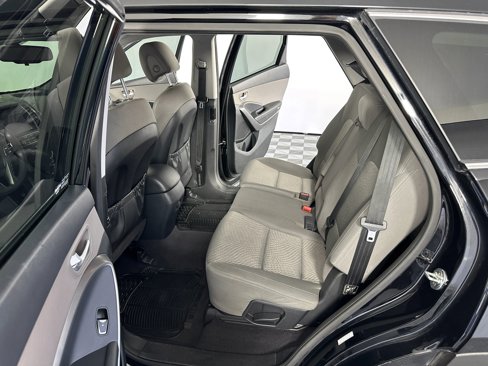 Used 2017 Hyundai Santa Fe SE image 27