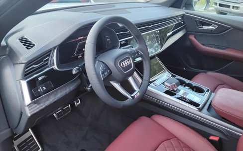 New 2026 Audi SQ8 Premium Plus image 14