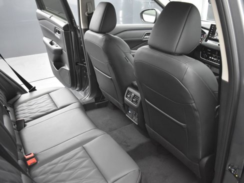 New 2026 Nissan Rogue Platinum w/ Platinum Premium Package image 18