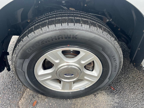 Used 2016 Ford F150 XL w/ Heavy-Duty Payload Package image 13