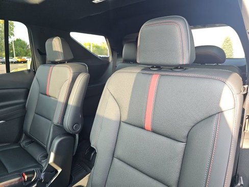 New 2026 Chevrolet Traverse RS w/ LPO, Floor Liner Package image 29