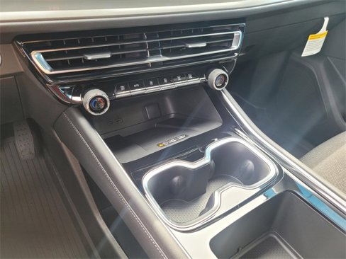New 2026 Chevrolet Traverse LT w/ LPO, Floor Liner Package image 14