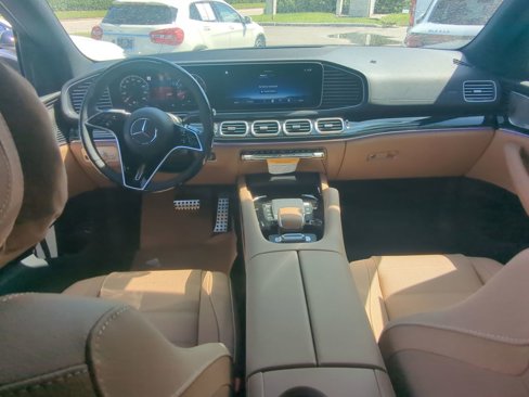 New 2026 Mercedes-Benz GLS 450 4MATIC image 2