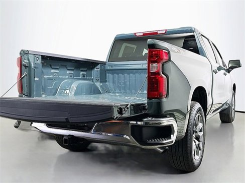 New 2026 Chevrolet Silverado 1500 LT image 17