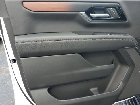 New 2026 GMC Yukon Denali w/ Denali Reserve Package image 17