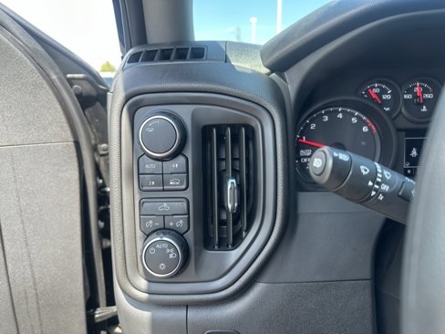 Certified 2024 Chevrolet Silverado 1500 Custom w/ LPO, Dark Essentials Package image 28