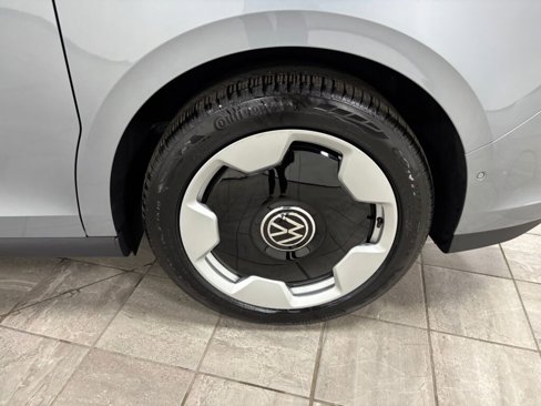 New 2025 Volkswagen ID. Buzz Pro S Plus image 33