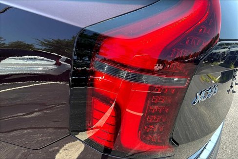 New 2026 Volvo XC90 B6 Plus image 5