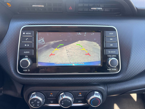 Used 2023 Nissan Kicks S image 12