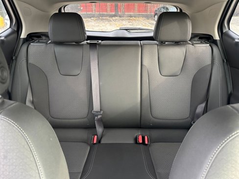 Used 2025 Buick Encore GX Preferred image 36