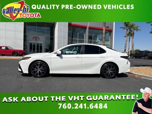 Certified 2023 Toyota Camry SE image 1