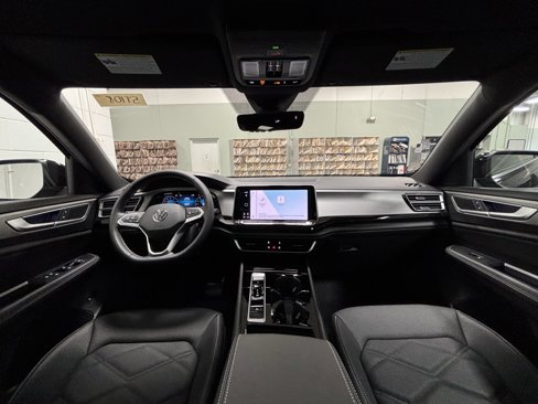 New 2026 Volkswagen Atlas Cross Sport SE image 16