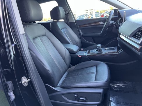 Used 2020 Audi Q5 2.0T Premium Plus w/ Premium Plus Package image 17