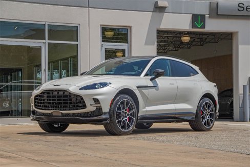 New 2025 Aston Martin DBX 707 image 19