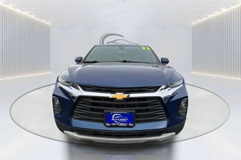 Used 2022 Chevrolet Blazer LT image 2