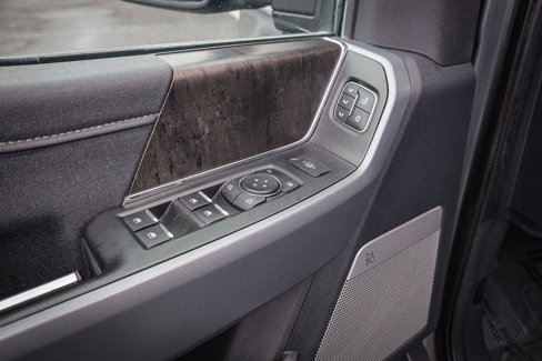 Used 2024 Ford F250 Lariat image 16