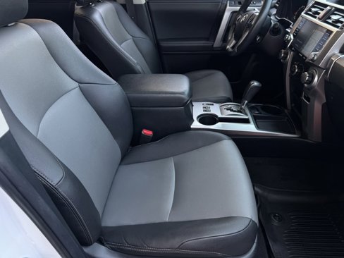 Used 2020 Toyota 4Runner SR5 Premium image 22