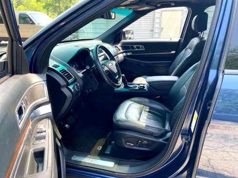 Used 2016 Ford Explorer Limited w/ Equipment Group 303A image 9