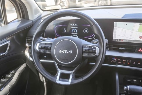 Certified 2025 Kia Sportage EX image 16