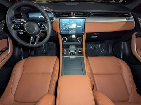 New 2026 Jaguar F-PACE R-Dynamic S image 15