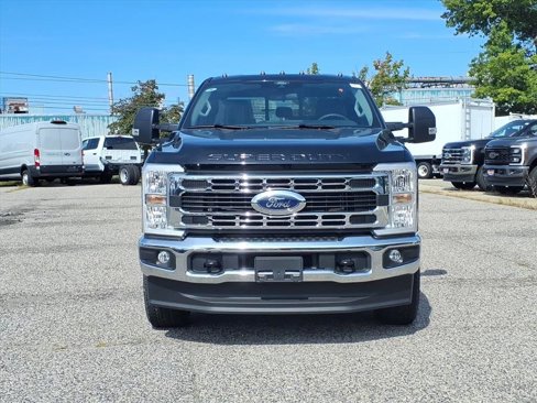 New 2026 Ford F350 XLT image 2