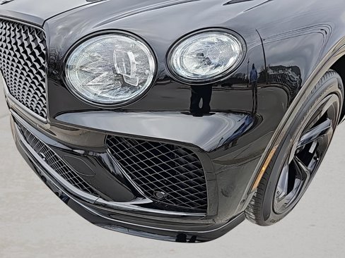 New 2025 Bentley Bentayga image 9